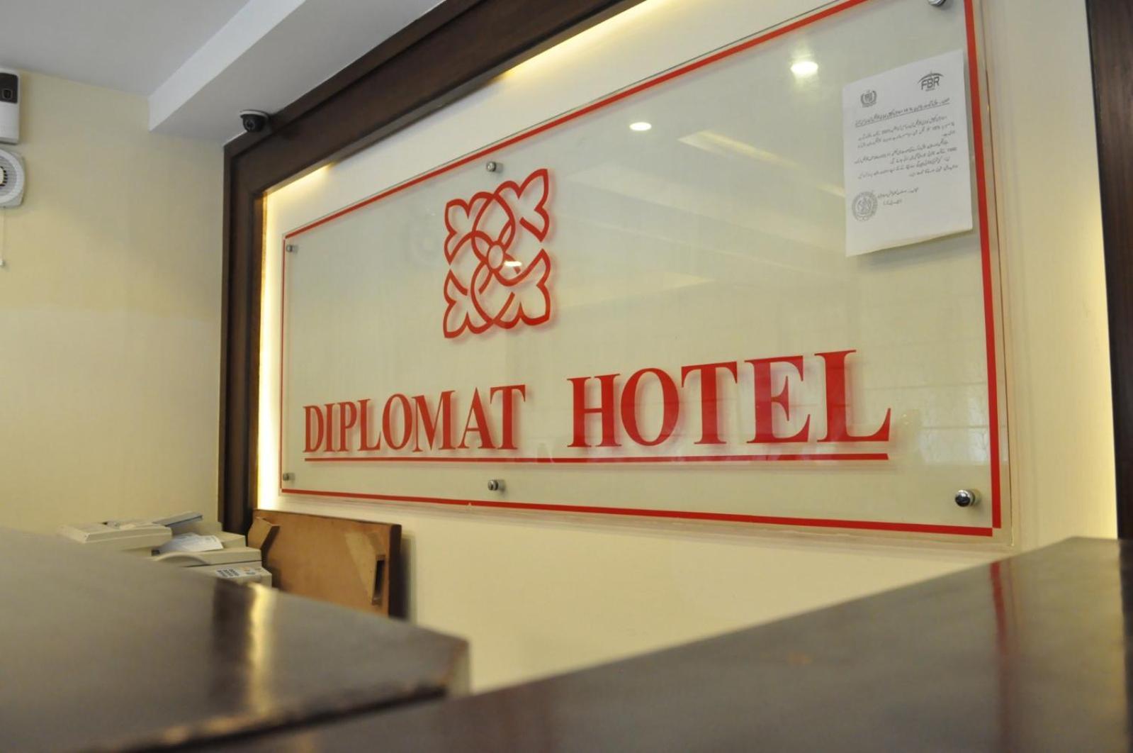 Diplomat Hotel Исламабад Экстерьер фото